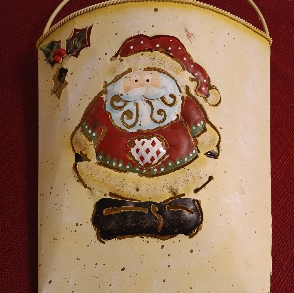Festive Santa Holiday Wall Decor.  Christmas Card Holder.